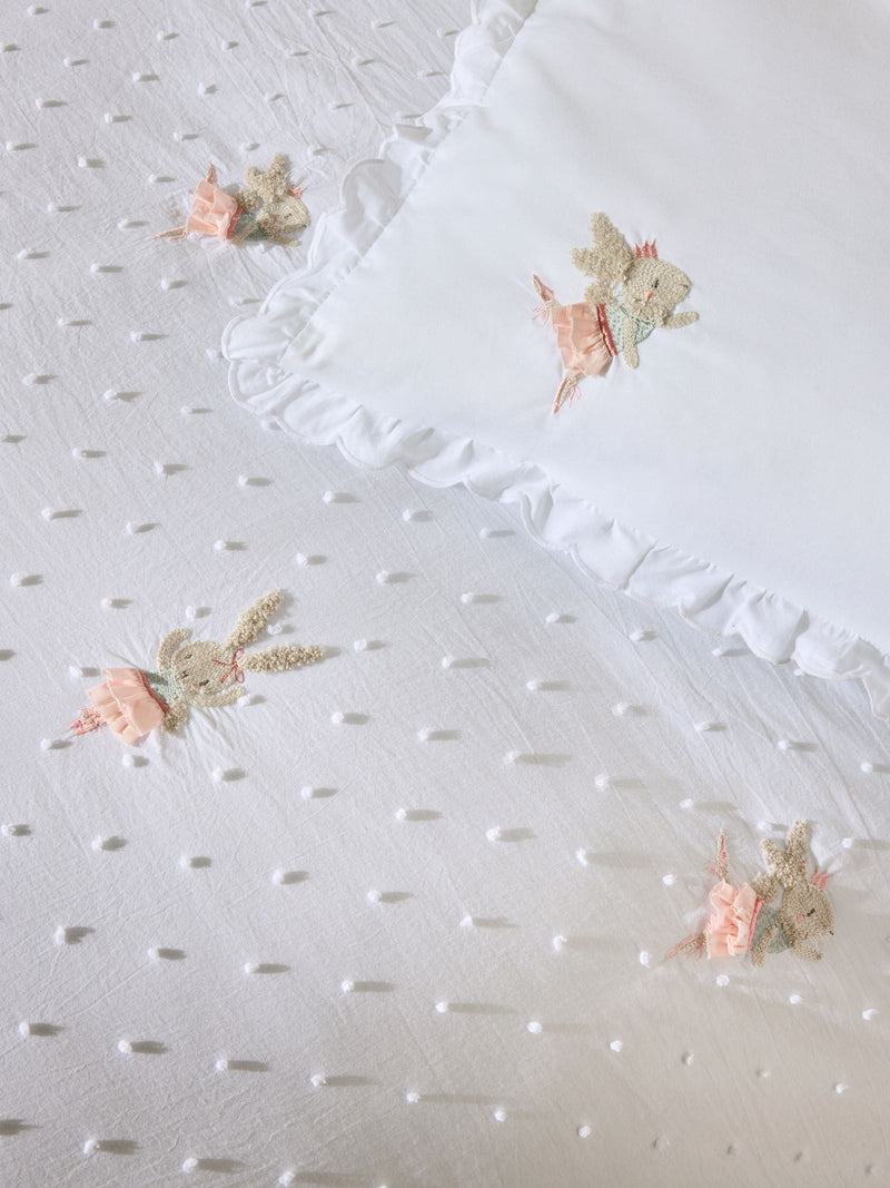 White embroidered bunny ballerinas duvet cover and pillowcase set (British brand)