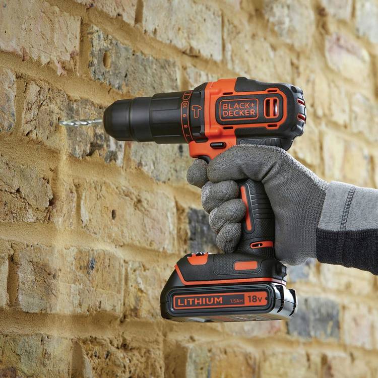 Black+Decker 18V cordless hammer drill set, UK version