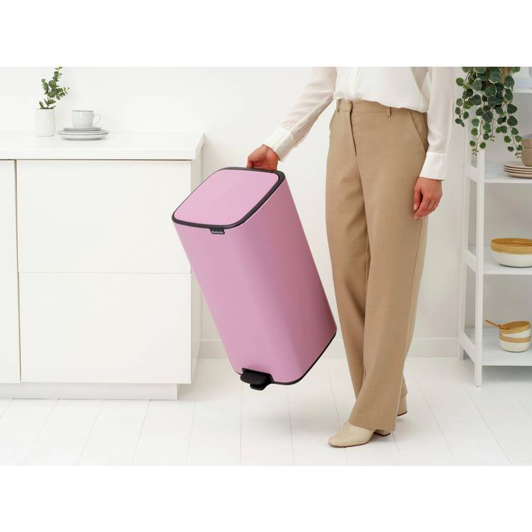 Brabantia Bo pedal bin lilac pink 30 litre (British brand)