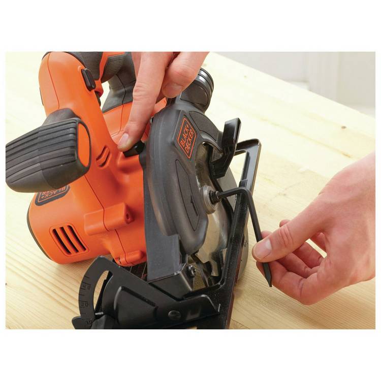 Black+Decker circular saw 140mm 18V, imported from the UK