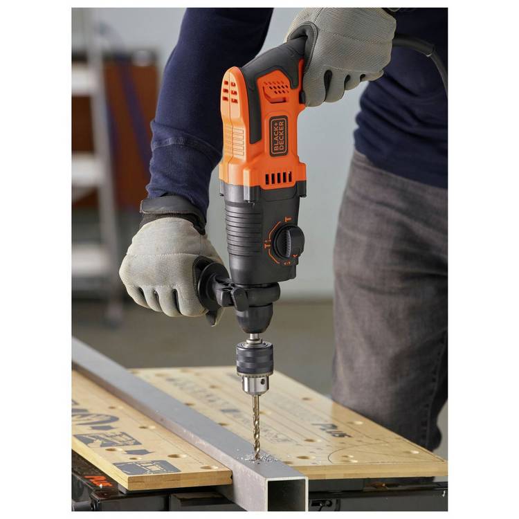 Black+Decker BEHS01-GB corded SDS drill - British product