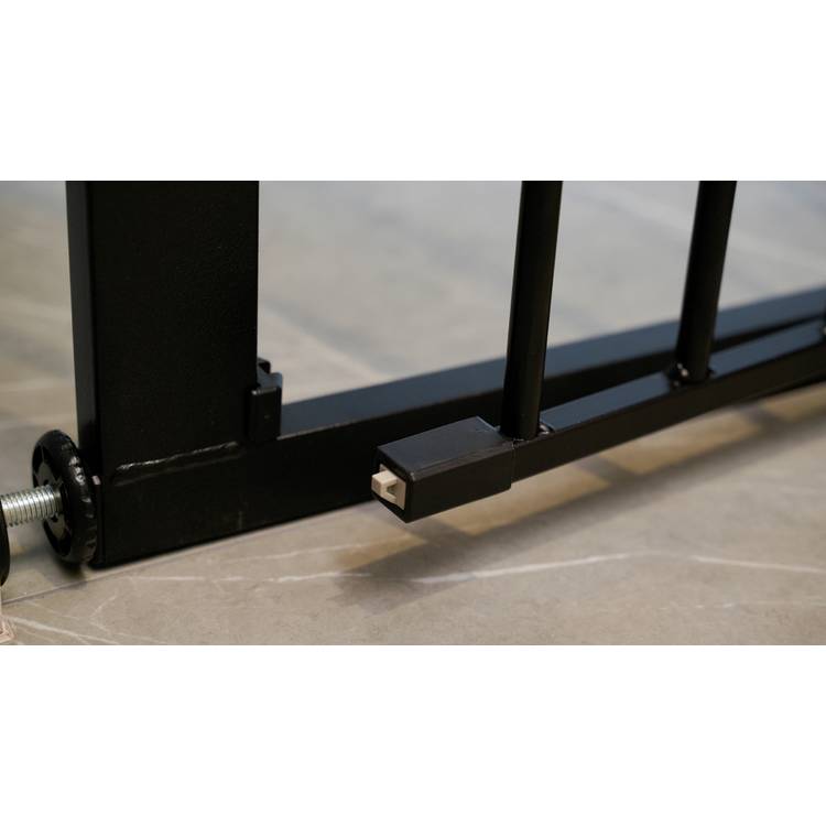 Pressure fit pet gate for dogs 74cm height - British product