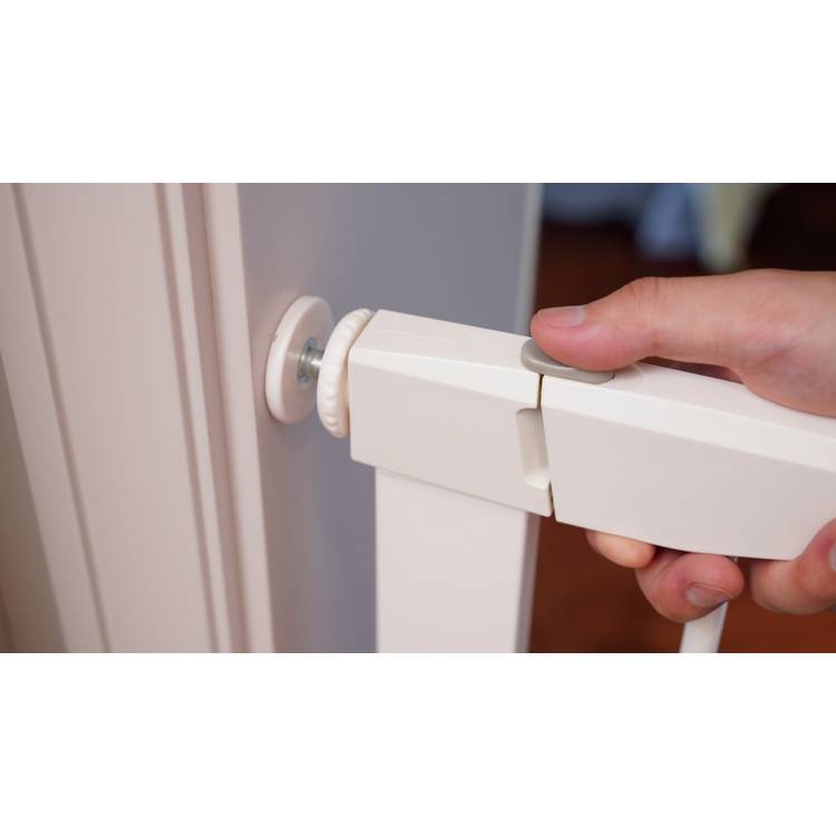 Extra tall pressure fit pet gate 110cm (British brand)