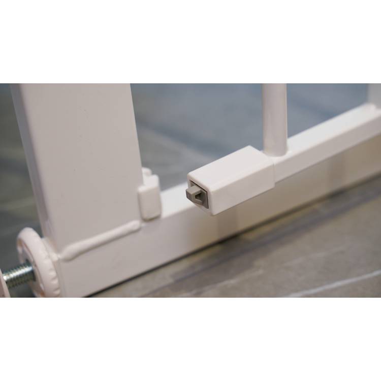Extra tall pressure fit pet gate 110cm (British brand)