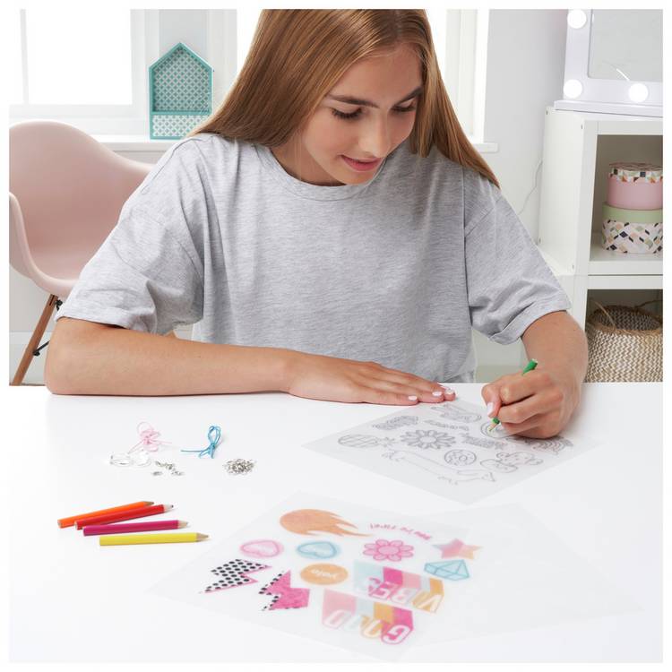 FabLab Shrink Jewellery craft kit with plastic sheets and accessories, UK version