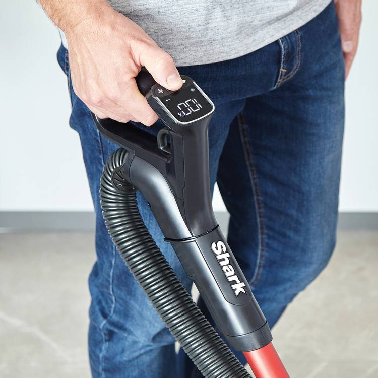 Shark cordless upright vacuum cleaner with anti hair wrap - British product