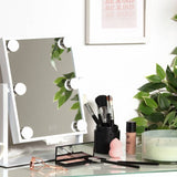 STYLPRO Hollywood Bluetooth mirror with dimmable lights, imported from the UK