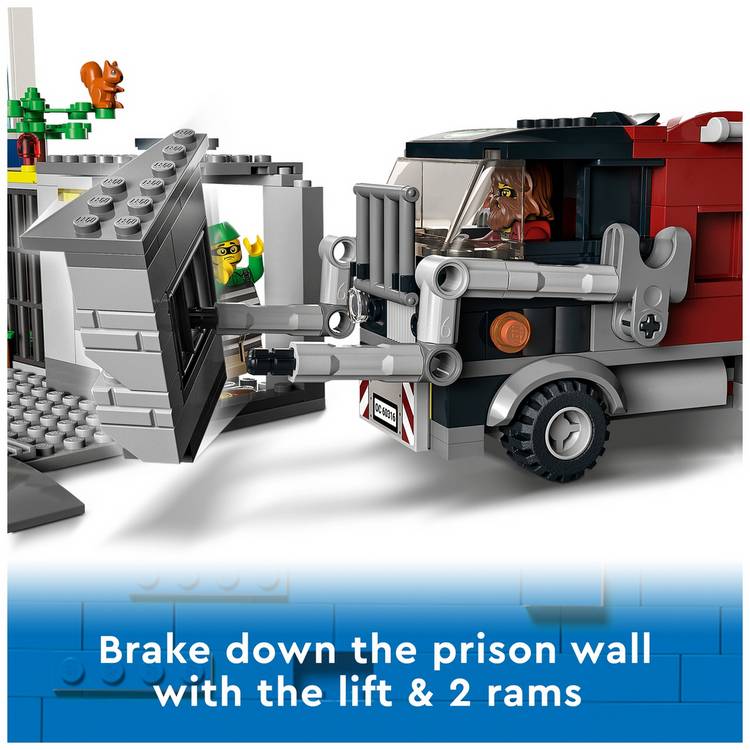 LEGO Police Station bin lorry helicopter toy 668 pieces - British product