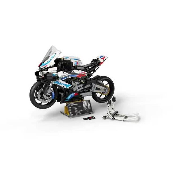 LEGO model kit BMW M 1000 RR 1:5 scale, imported from the UK