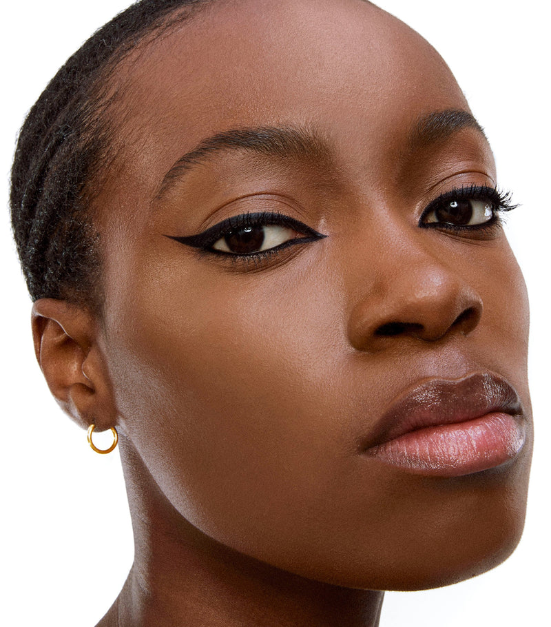 YSL Lines Liberated Eyeliner pencil (British brand)