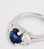 Suzanne Kalan one-of-a-kind ring with blue sapphire and diamonds - British product