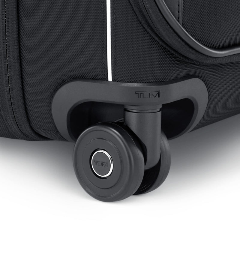 Tumi Arrivé Medium suitcase 66cm, UK version