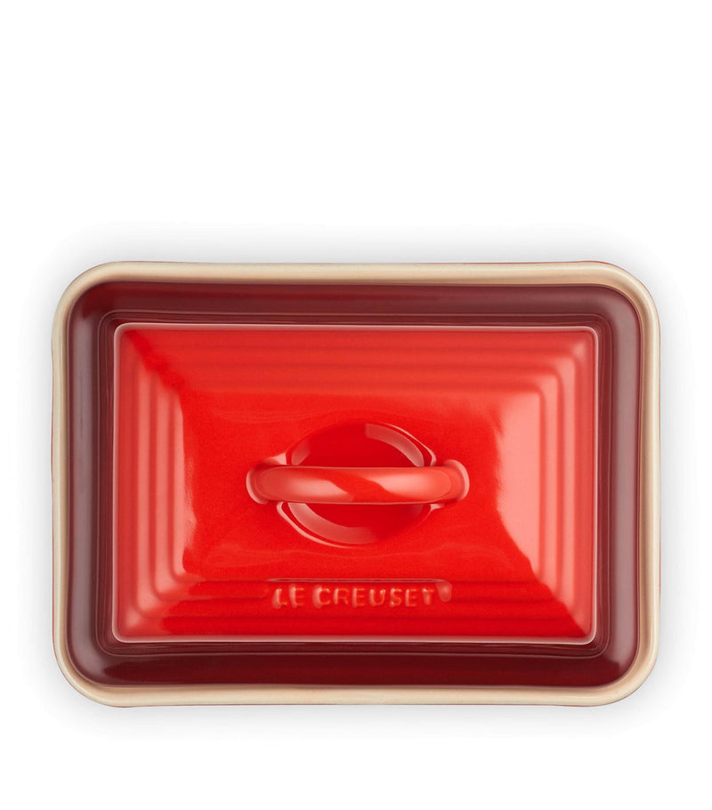 Le Creuset stoneware butter dish 17cm, imported from the UK