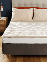 Silentnight White Wellbeing Copper Mattress Topper