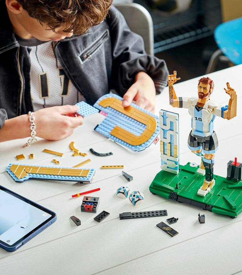 LEGO building set Lionel Messi Football Legend - British product