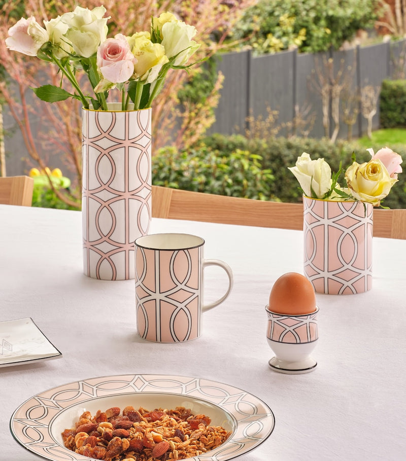 O.W. London small bone china Loop vase 11.5cm - British product