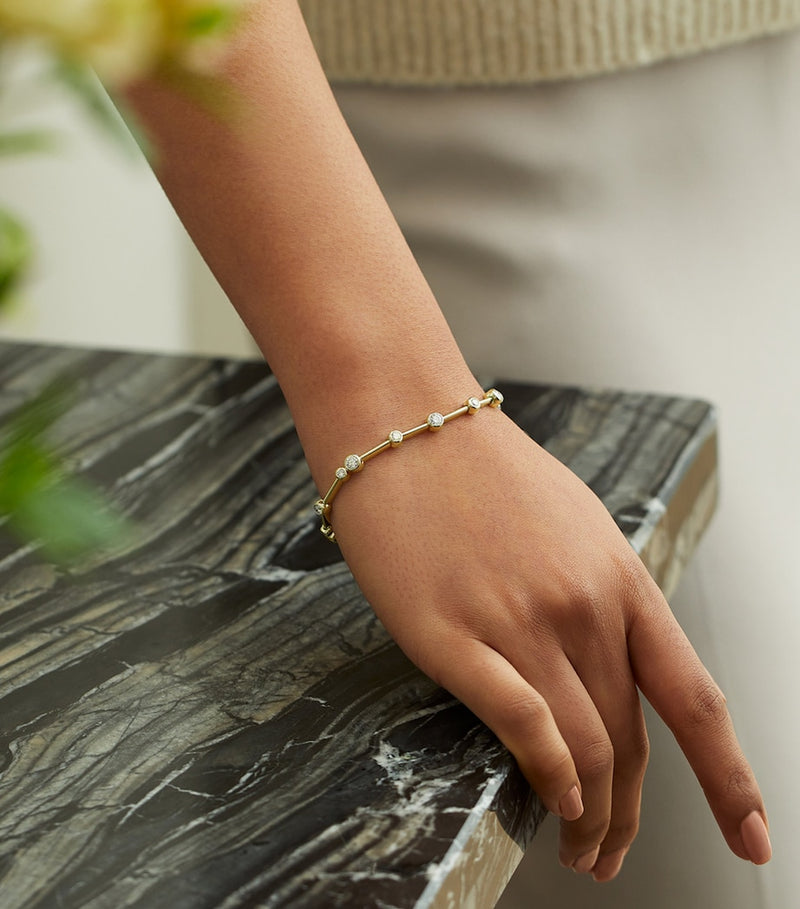 Boodles Raindance bracelet yellow gold diamonds, UK version