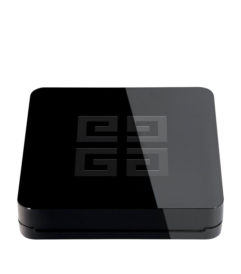 Givenchy Le Soin Noir Compact SPF 40 moisturiser 12g, UK version