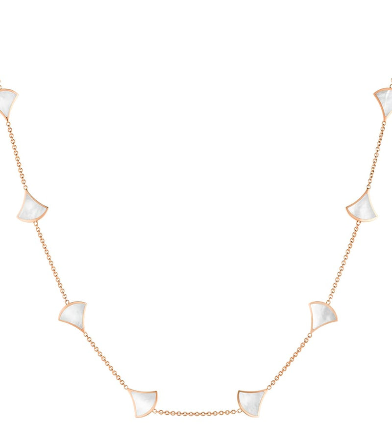 Bvlgari Divas' Dream necklace rose gold mother-of-pearl (British brand)
