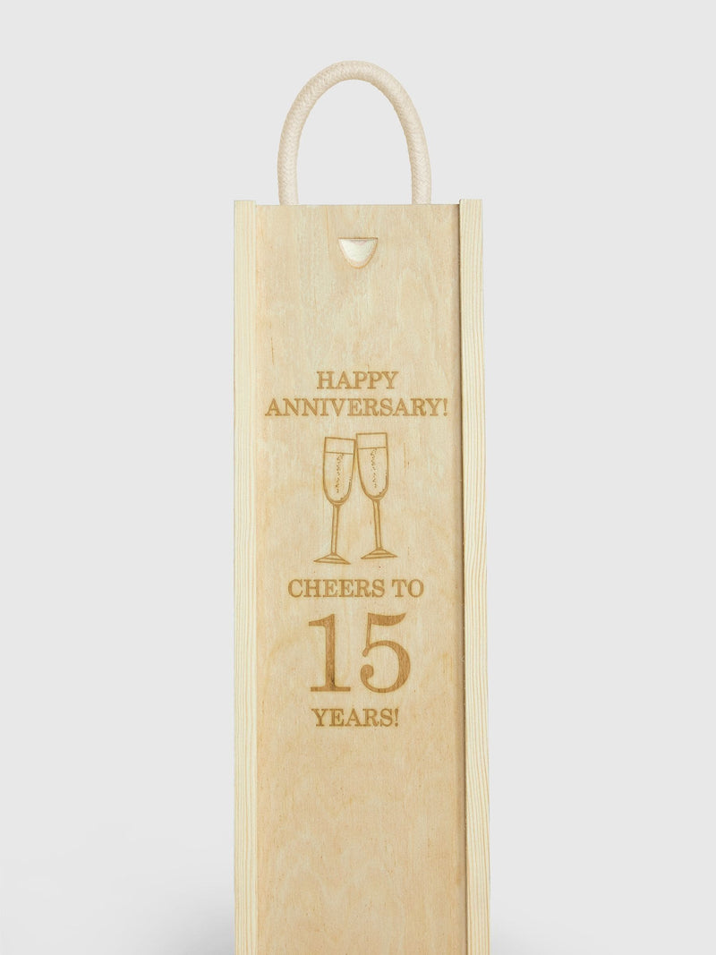 Gifted Drinks anniversary gift box with red wine, imported from the UK