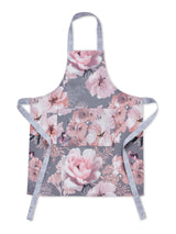 Delantal estampado floral gris de Catherine Lansfield (70 x 80 cm) - Cómpralo online en McGrocer.