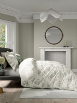 V&A Green Garden Of Love 100% Cotton Duvet Cover and Pillowcase Set