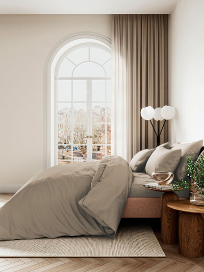 Drap-housse extensible 400 fils en satin de coton Truffle Bedeck of Belfast Next - Achetez en ligne sur McGrocer