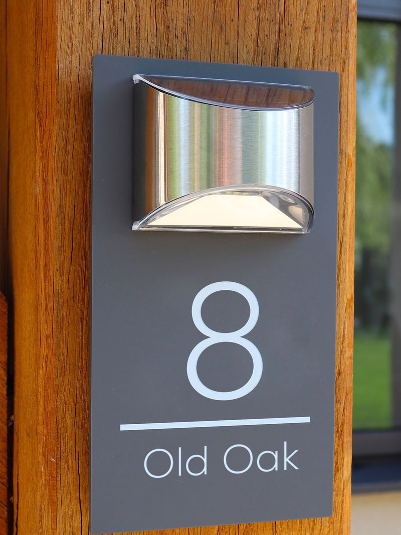 Personalised solar house sign with LED light 25x14cm (British brand)