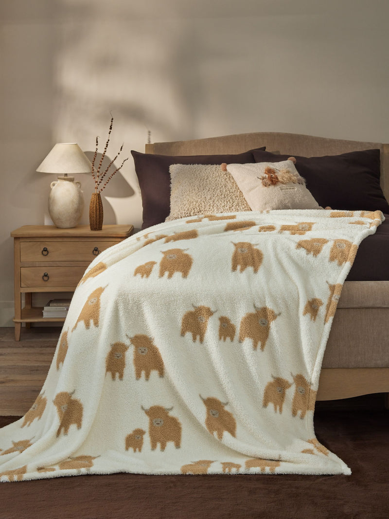Hamish Highland Cow fleece throw natural colours - British product