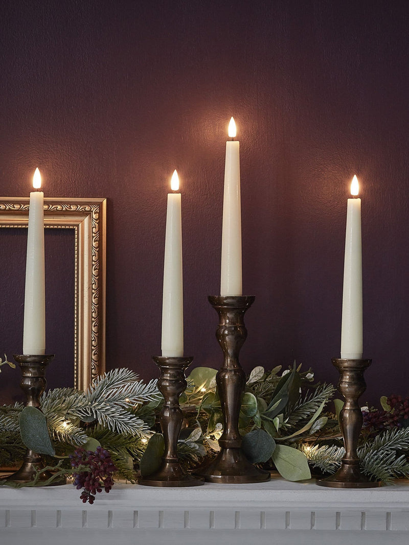 Lights4fun Ivory TruGlow LED taper candles 17cm, UK version