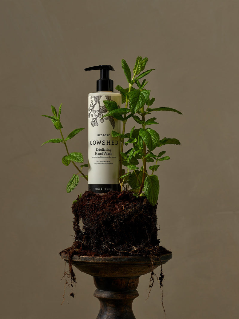 Cowshed Restore Exfoliating Hand Wash 300ml - British product
