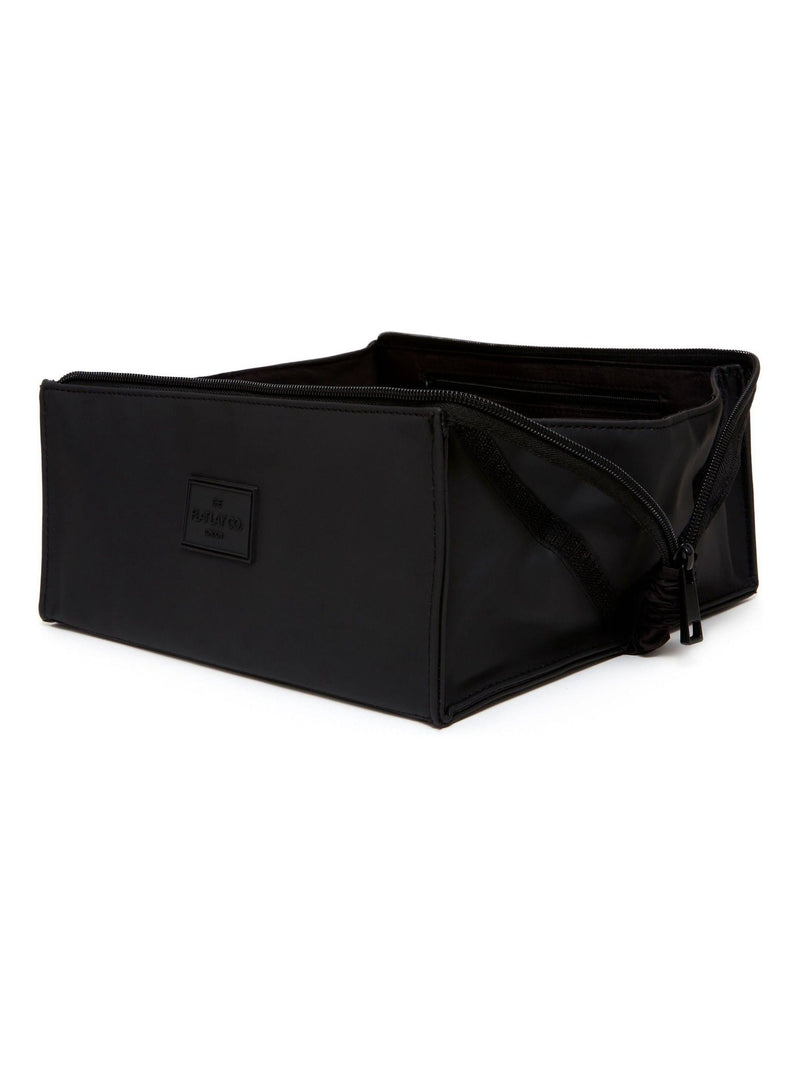 The Flat Lay Co. men's box wash bag (British brand)