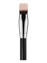 Next MAC 171S Smooth-Edge All Over Face Brush- Buy online at McGrocer