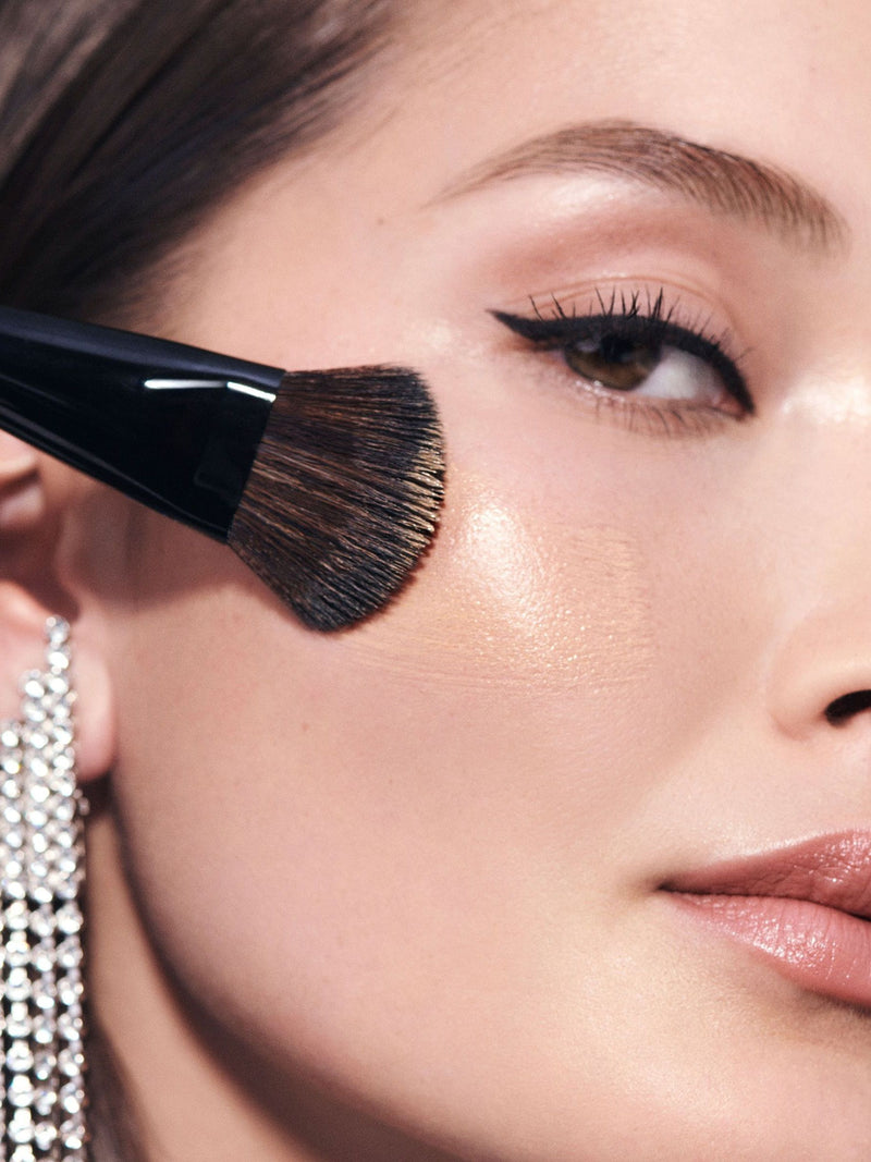 Bobbi Brown Soft Focus Foundation Brush - British product