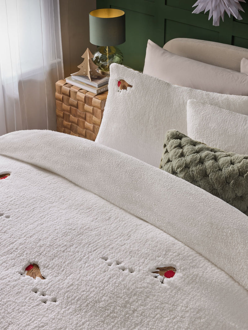 White Christmas Robin Fleece Duvet Cover and Pillowcase Set