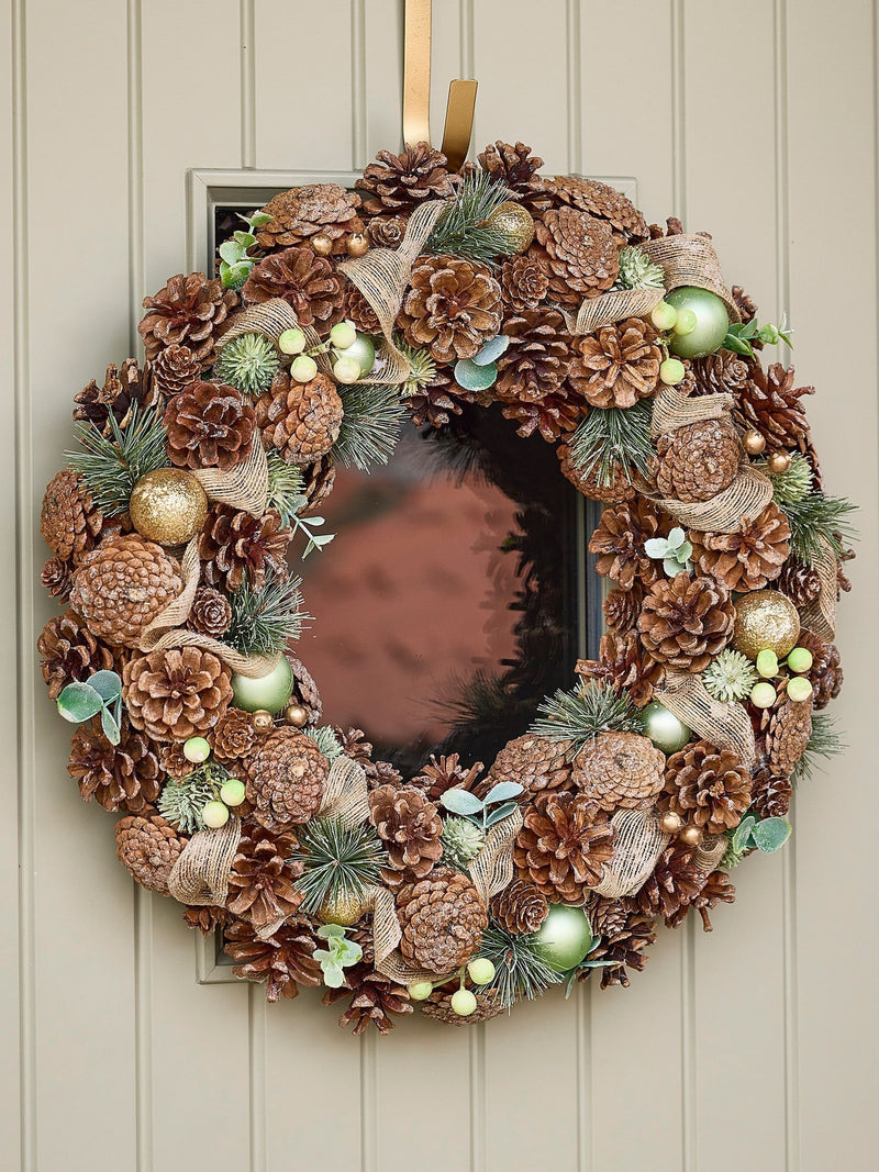 Dibor Brown Festive Foliage Wreath 50cm - British product