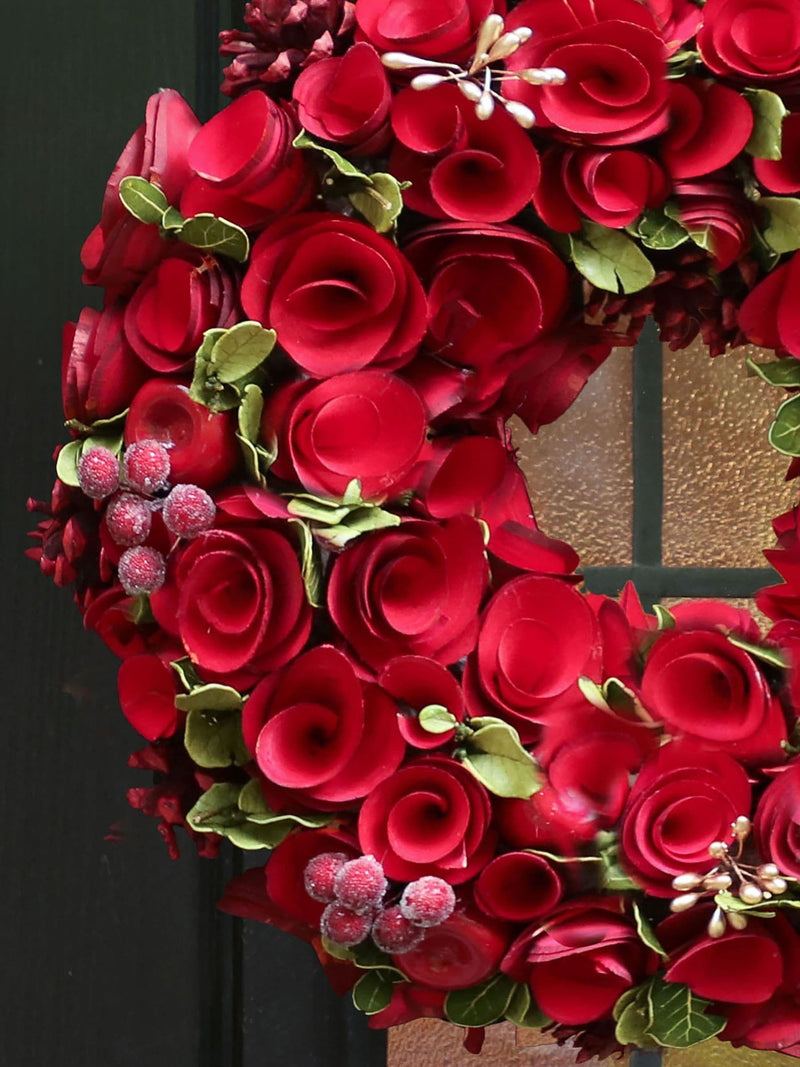 Dibor Red Winter Rose Wreath 35cm - British product