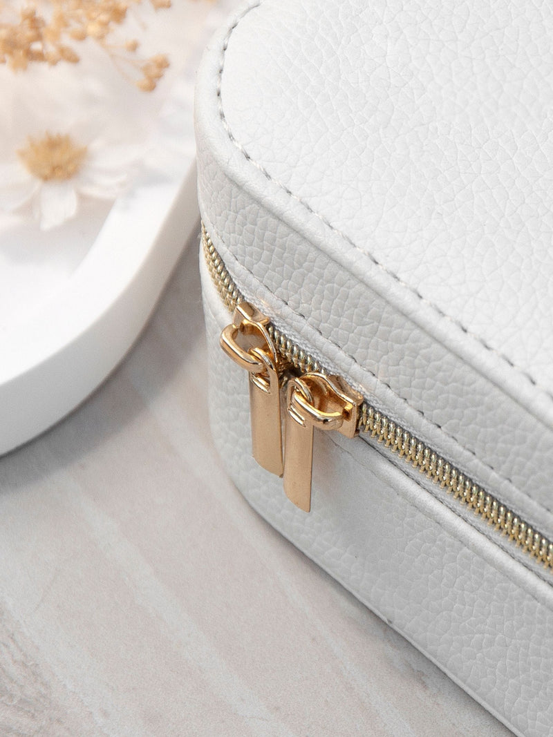 Treat Republic Personalised Jewellery Case 9x9x5cm, imported from the UK