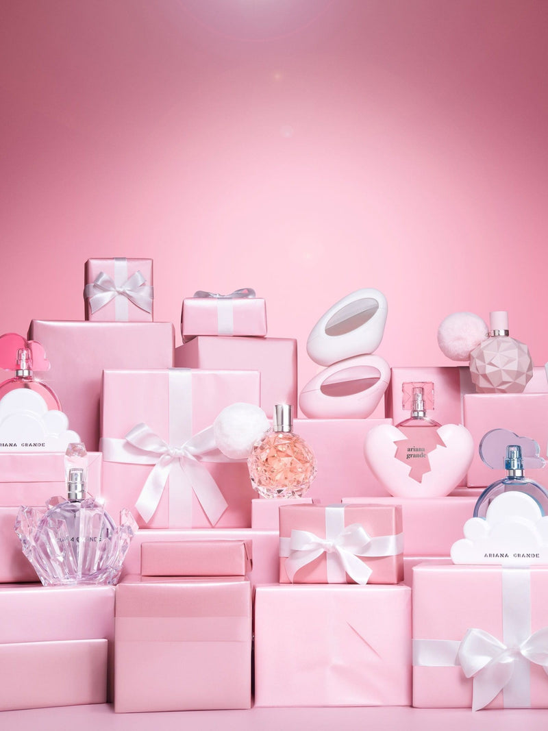Ariana Grande MOD Blush perfume and shower gel gift set - British product
