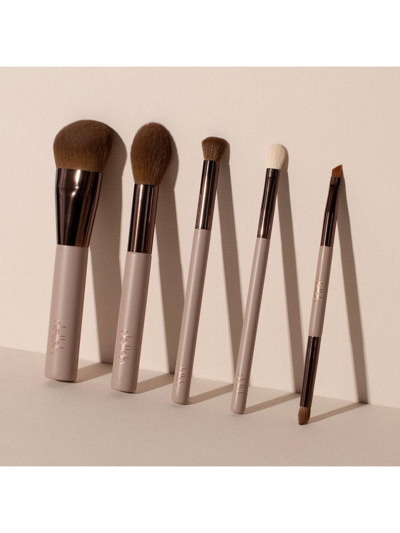 Delilah finishing brush for concealer and lips, imported from the UK