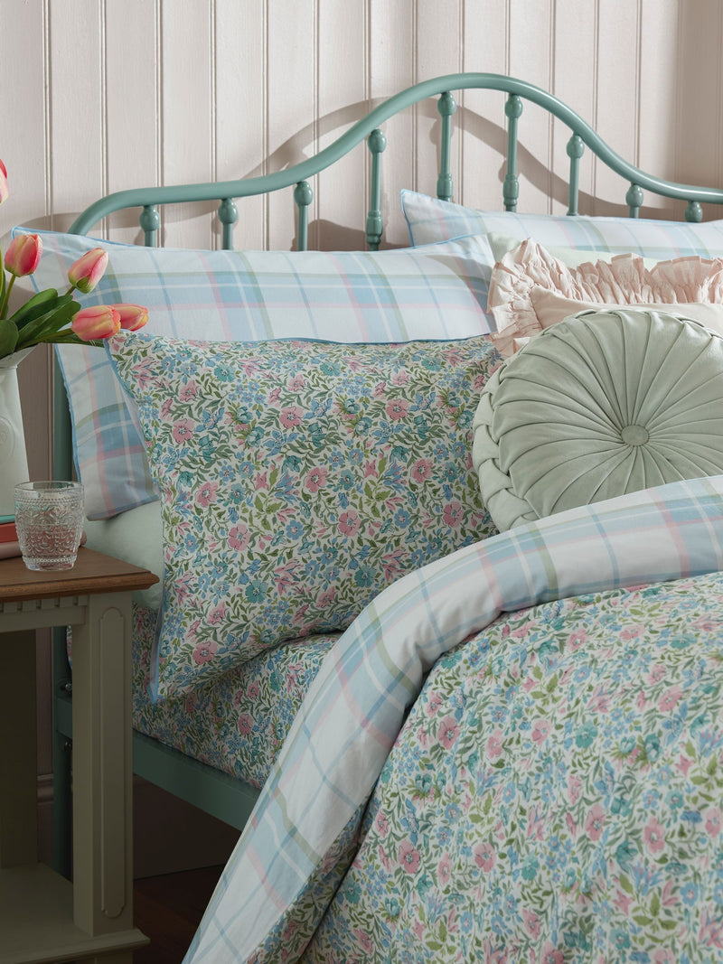 Laura Ashley Sherston duvet cover and pillowcase set, UK version