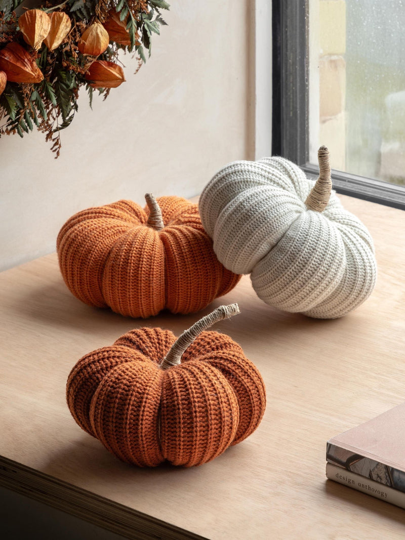 Gallery Home rust Halloween pumpkin knitted ornament, UK version