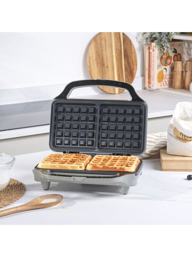 Salter Black Kuro waffle maker (British brand)