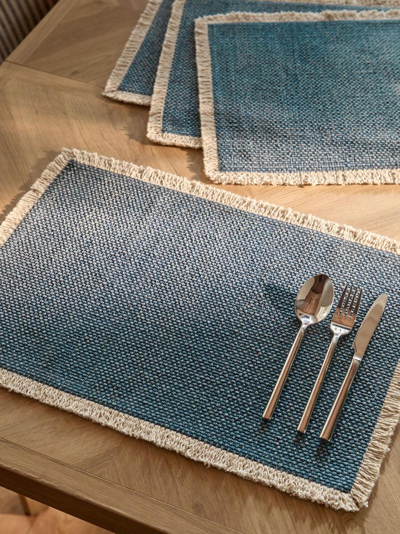 Blue fringe edge placemats set of 4 (British brand)