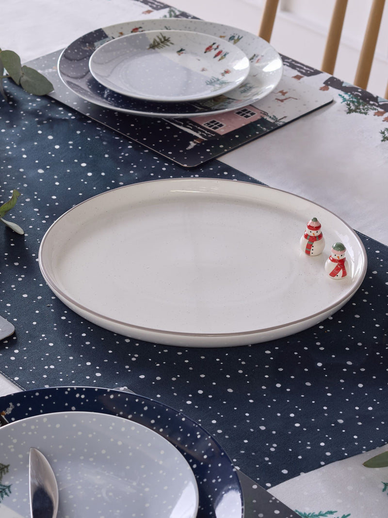 White winter scene snowman platter 32cm x 27.5cm (British brand)