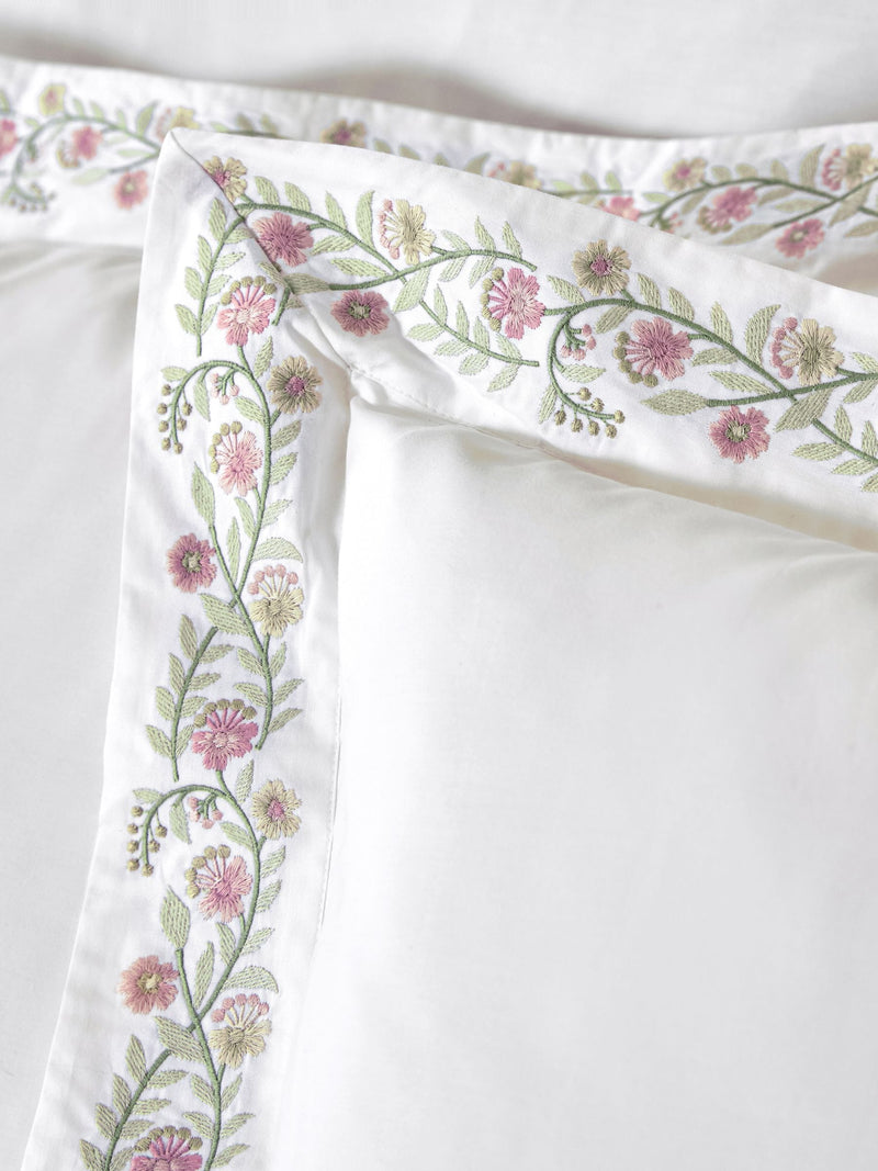Nina Campbell white embroidered Lilah pillowcases set of 2 - British product