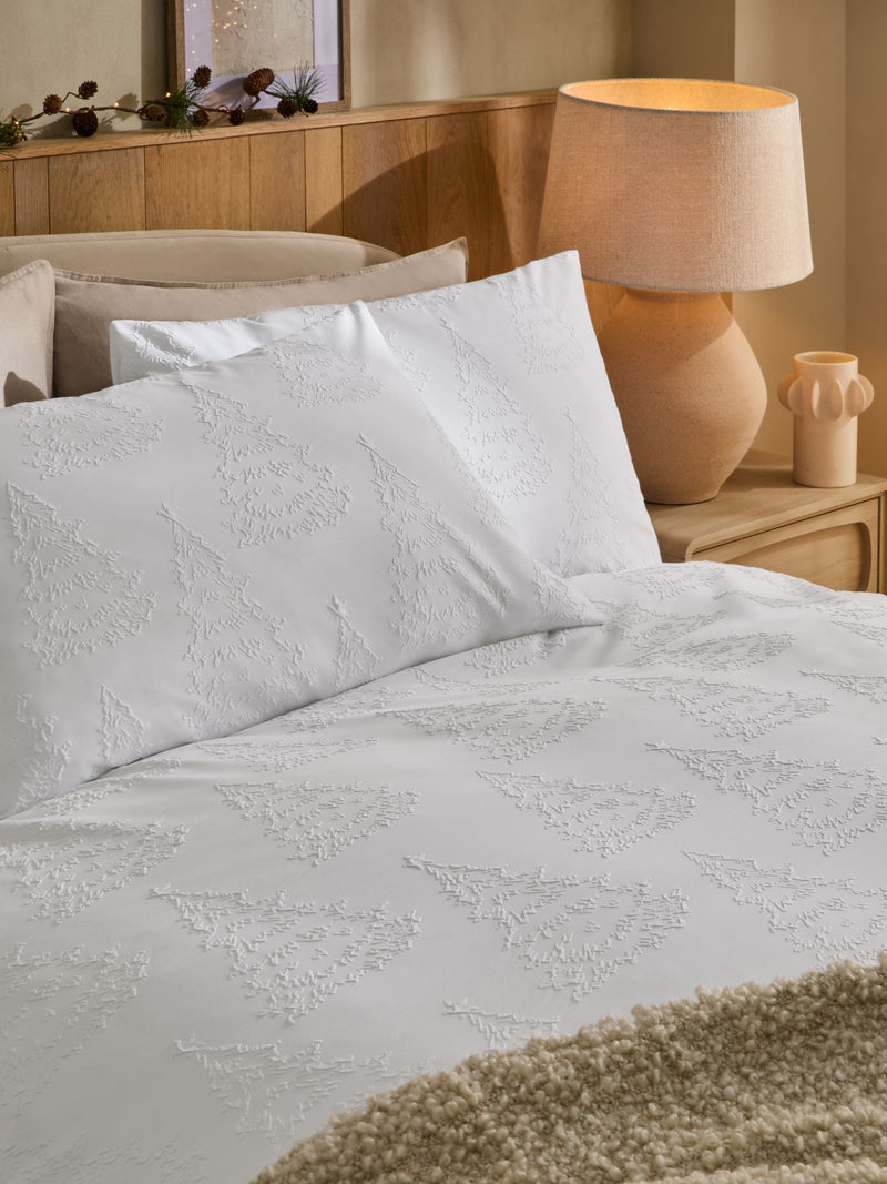 White Christmas Tree Textured Duvet Cover Set (British brand)