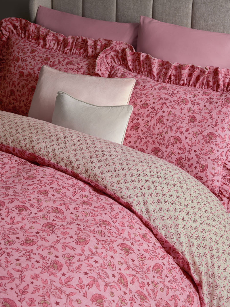 Pink Floral Star duvet cover and pillowcase set, imported from the UK