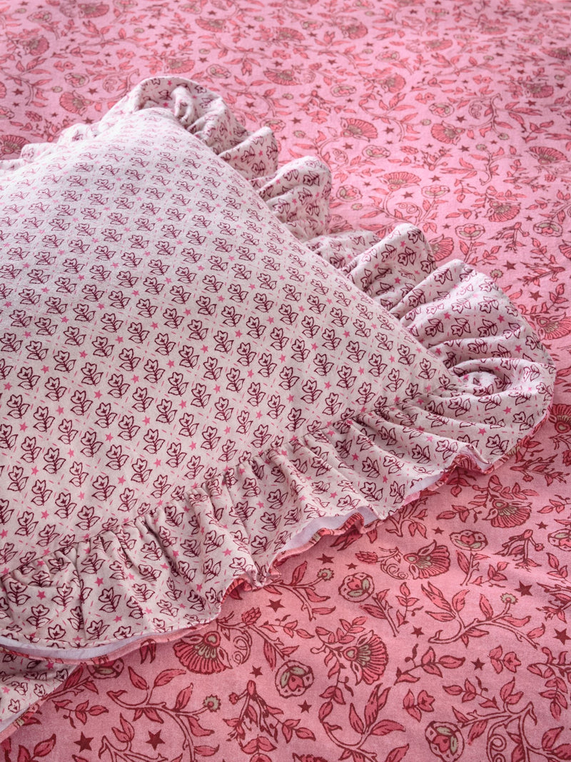 Pink Floral Star duvet cover and pillowcase set, imported from the UK