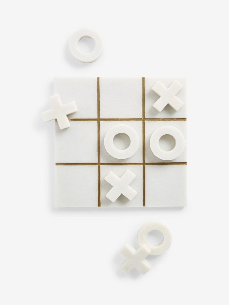 White gold noughts and crosses game (British brand)